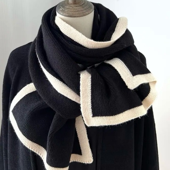 Accessories - Contrast Stripe Scarf